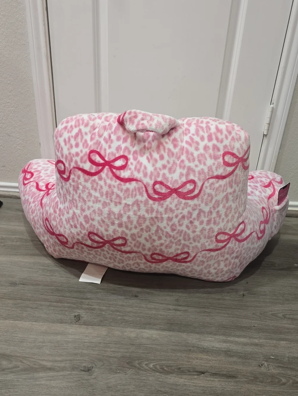 Juicy Couture Home Leopord Print & Bows Plush Bed Rest Pillow w/Cell Holder